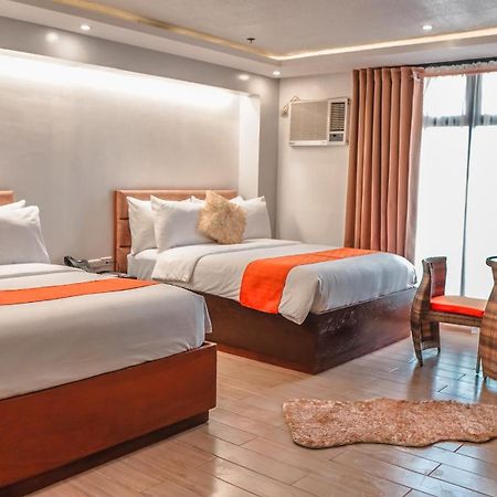 Aya Hotel & Residences Clarin  Kültér fotó