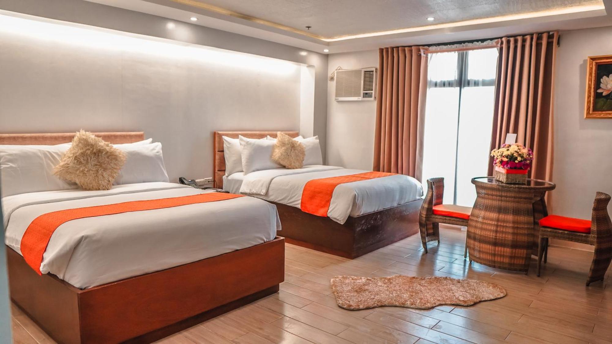 Aya Hotel & Residences Clarin  Kültér fotó