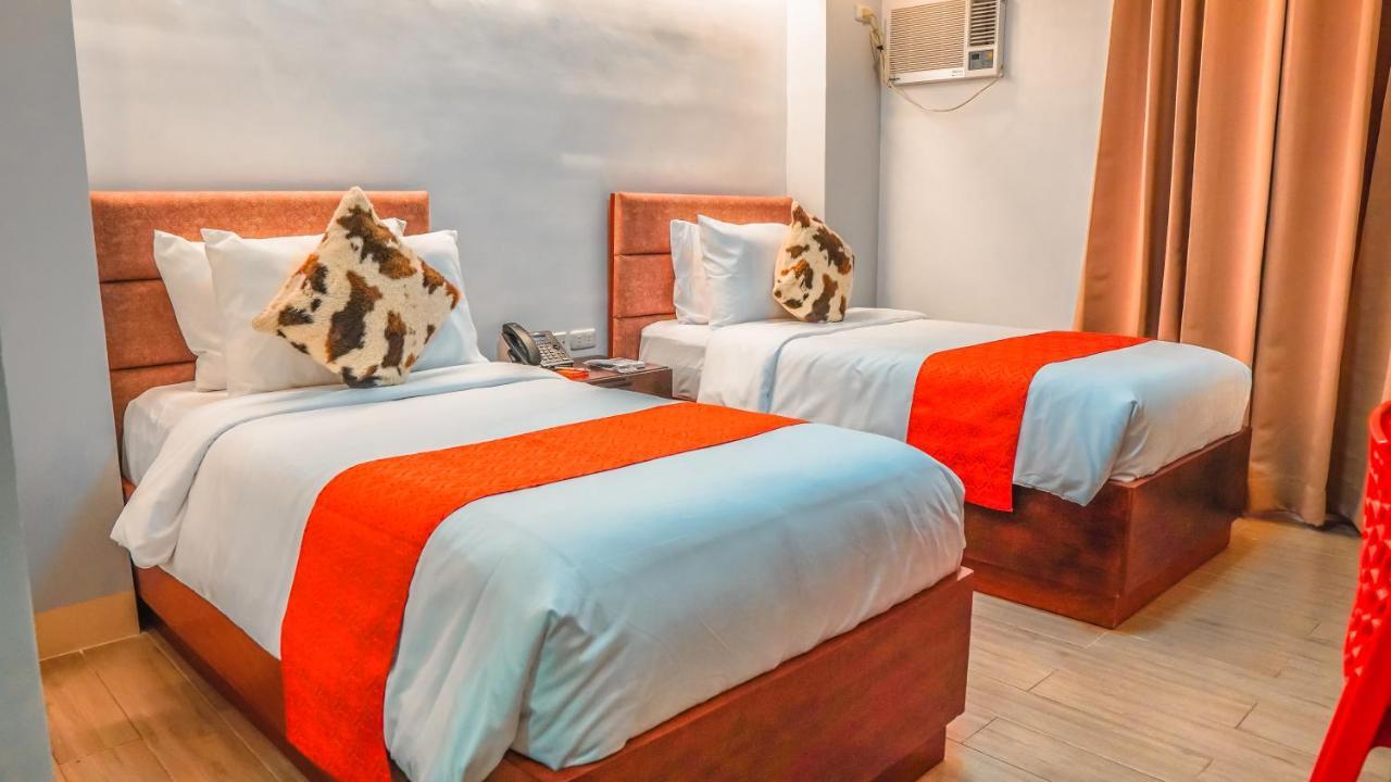 Aya Hotel & Residences Clarin  Kültér fotó