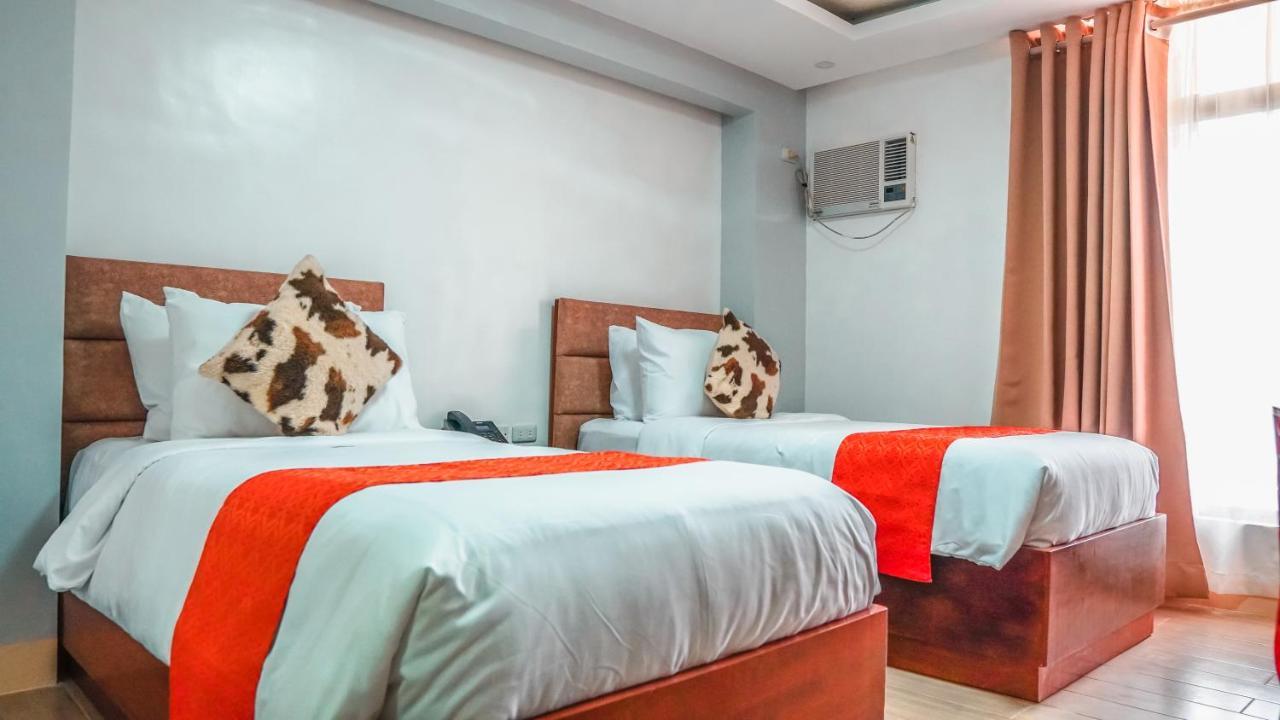 Aya Hotel & Residences Clarin  Kültér fotó
