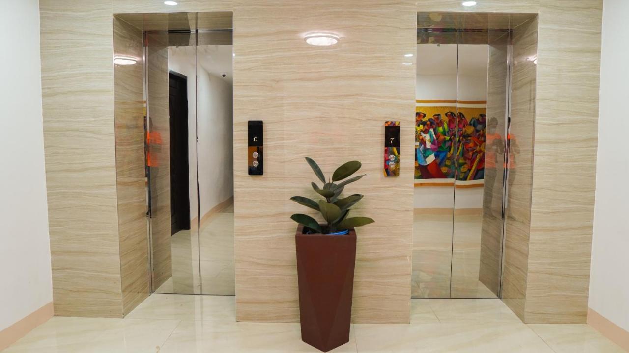 Aya Hotel & Residences Clarin  Kültér fotó